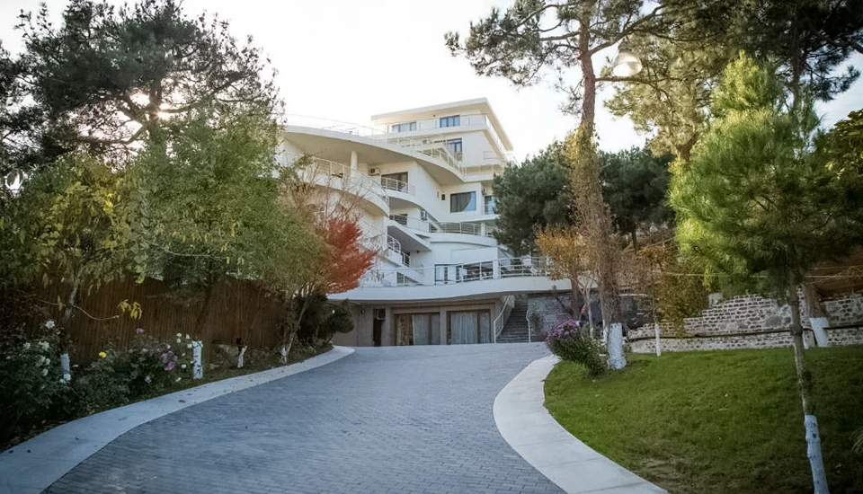 هتل بیوموند گاردن تفلیس